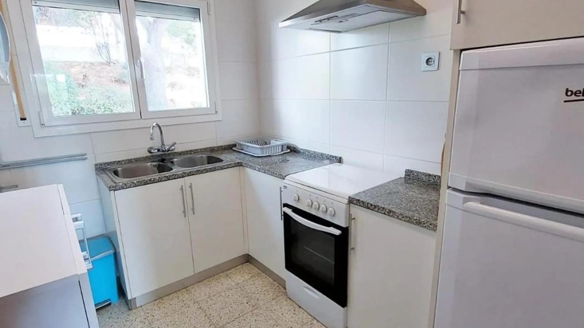 Apartamento Cerca De La Playa Con Parking Y Admite Mascotas En Llanca - Es-170-4